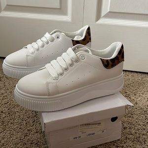 White Tennis Shoes With Leopard Back